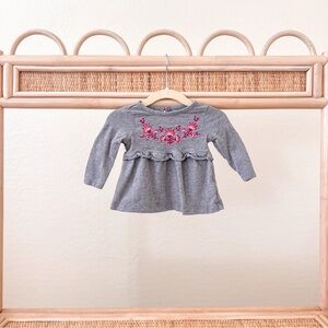 Long Sleeve Top with Embroidery: 3m